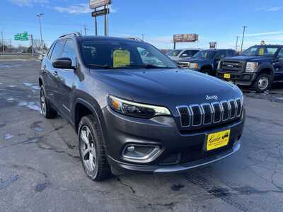 2019 Jeep Cherokee, $14295. Photo 2