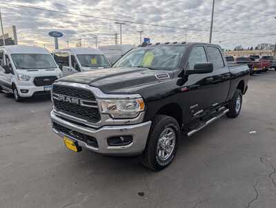 2019 RAM 2500 Crew Cab, $25495. Photo 4