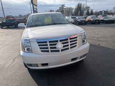 2012 Cadillac Escalade, $16497. Photo 3