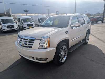 2012 Cadillac Escalade, $16497. Photo 4