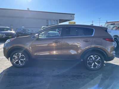 2020 Kia Sportage, $13900. Photo 5