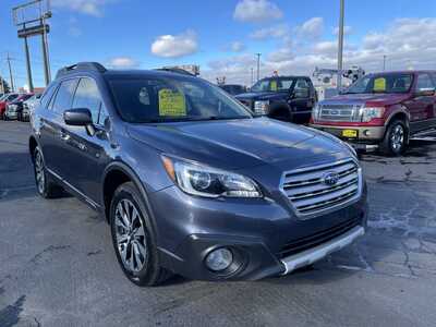 2017 Subaru Outback, $19993. Photo 2