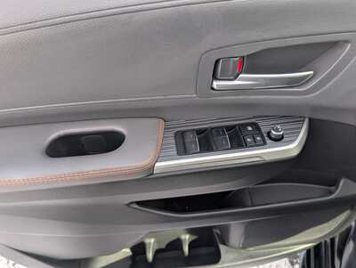 2023 Toyota Sienna, $39995. Photo 10