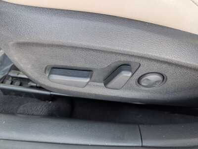 2016 Hyundai Sonata, $10982. Photo 12