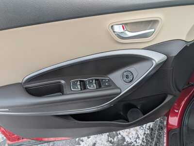 2017 Hyundai Santa Fe, $9495. Photo 10