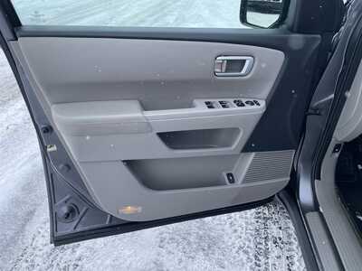 2015 Honda Pilot, $13995. Photo 11