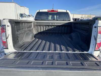 2017 GMC Canyon Crew Cab, $27928. Photo 10