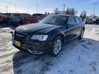 2019 Chrysler 300, $16495. Photo 4