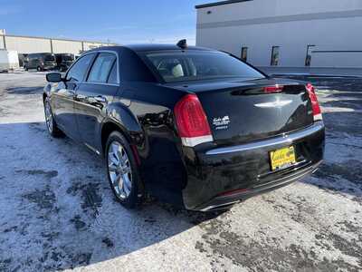 2019 Chrysler 300, $16495. Photo 6