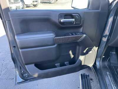 2021 GMC 1500 Crew Cab, $29987. Photo 11