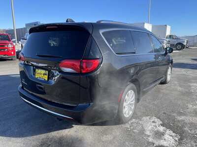 2018 Chrysler Pacifica, $15996. Photo 8