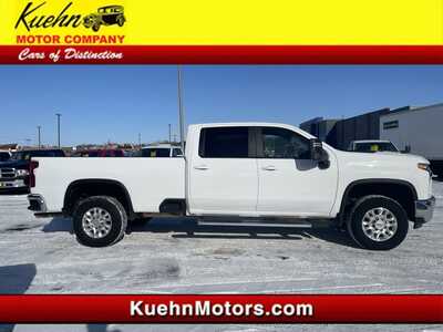 2021 Chevrolet 3500 Crew Cab, $33897. Photo 1