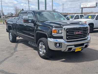 2018 GMC 2500 Crew Cab, $35900. Photo 2