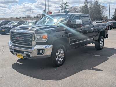 2018 GMC 2500 Crew Cab, $35900. Photo 4