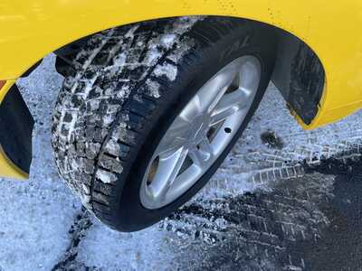 2003 Chevrolet SSR, $22987. Photo 9