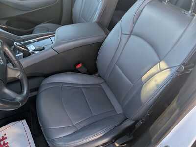 2019 Buick Enclave, $19936. Photo 11