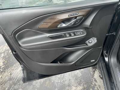2018 GMC Terrain, $16987. Photo 12