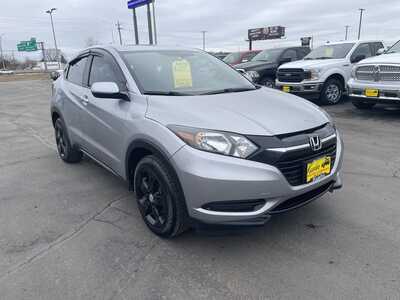 2018 Honda HR-V, $16927. Photo 2