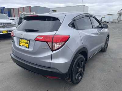 2018 Honda HR-V, $16927. Photo 8