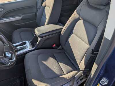 2019 Chevrolet Colorado, $18995. Photo 11