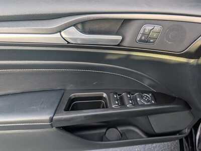 2017 Ford Fusion, $13987. Photo 10