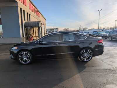 2017 Ford Fusion, $13987. Photo 5