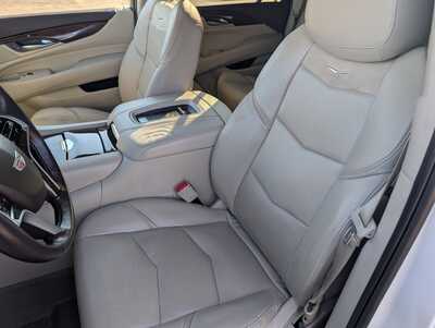 2017 Cadillac Escalade, $25495. Photo 11