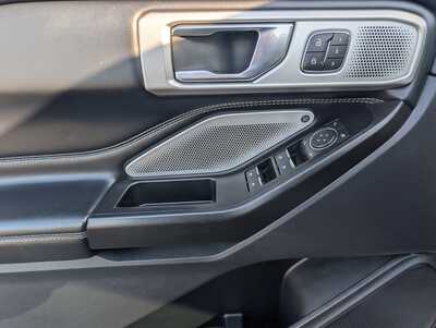 2020 Ford Explorer, $26495. Photo 11