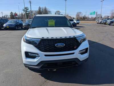 2020 Ford Explorer, $26495. Photo 3