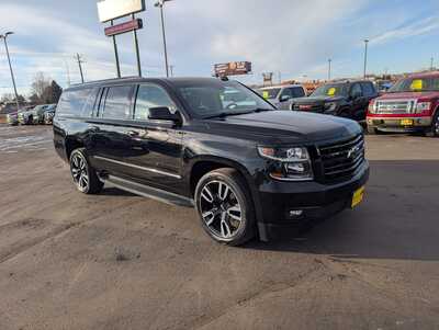 2019 Chevrolet Suburban, $27923. Photo 2