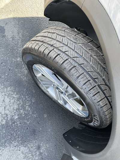 2021 Hyundai Santa Fe, $16483. Photo 9