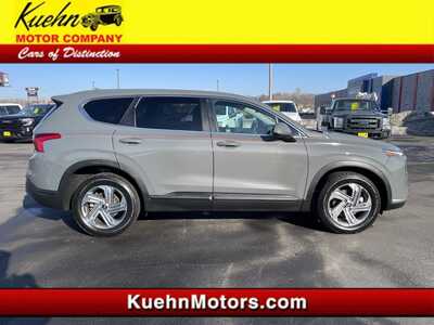 2021 Hyundai Santa Fe, $16483. Photo 1
