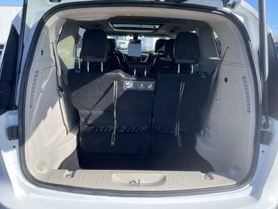 2018 Chrysler Pacifica, $11987. Photo 10
