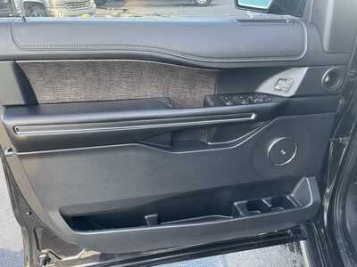 2019 Ford Expedition Max, $28995. Photo 11
