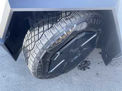 2024 Tesla Cyber Truck, $92900. Photo 11
