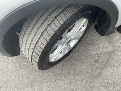 2019 Ford Escape, $9995. Photo 10