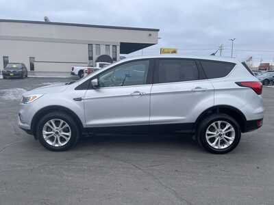 2019 Ford Escape, $9995. Photo 5