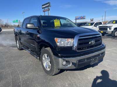 2010 Toyota Tundra Crew Cab, $10987. Photo 2