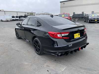 2021 Honda Accord, $25935. Photo 6