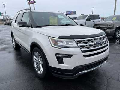 2018 Ford Explorer, $21985. Photo 2