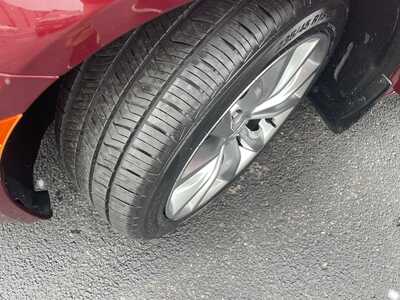 2015 Chrysler 200, $8995. Photo 10