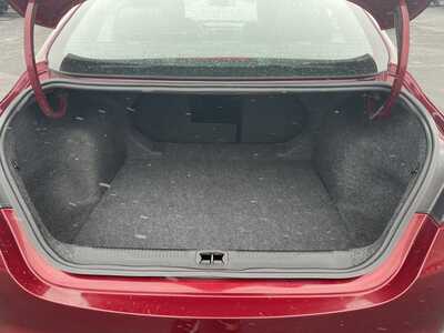 2015 Chrysler 200, $8995. Photo 9