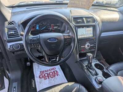 2019 Ford Explorer, $20000. Photo 10
