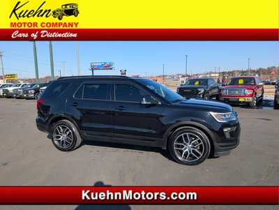 2019 Ford Explorer, $20000. Photo 1