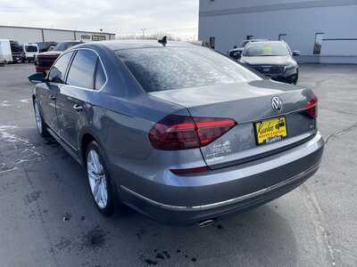 2017 Volkswagen Passat, $12985. Photo 6