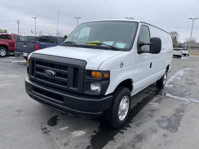 2013 Ford Econoline Cargo, $12900. Photo 4
