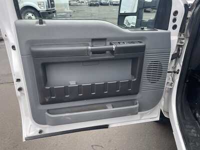 2013 Ford F350 Crew Cab, $23995. Photo 12