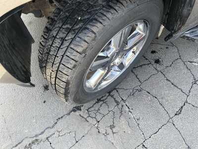 2011 Chevrolet Suburban, $7495. Photo 10