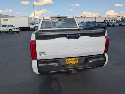 2022 Toyota Tundra Crew Cab, $40995. Photo 7