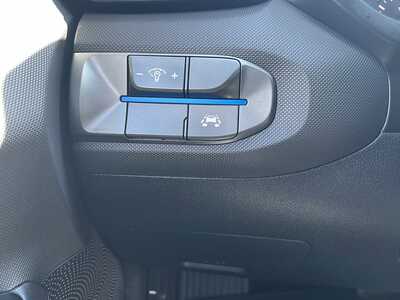 2019 Hyundai Veloster, $12977. Photo 12